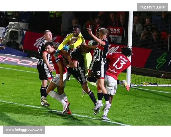 曼联关键时刻全员发力，抢占先机