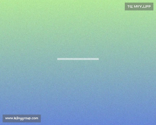 朱莉携龙凤胎女儿走红毯,蓝色天鹅绒裙优雅迷人,女儿神似皮特引热议 朱莉携龙凤胎女儿走红毯,蓝色天鹅绒裙优雅迷人,女儿神似皮特引热议